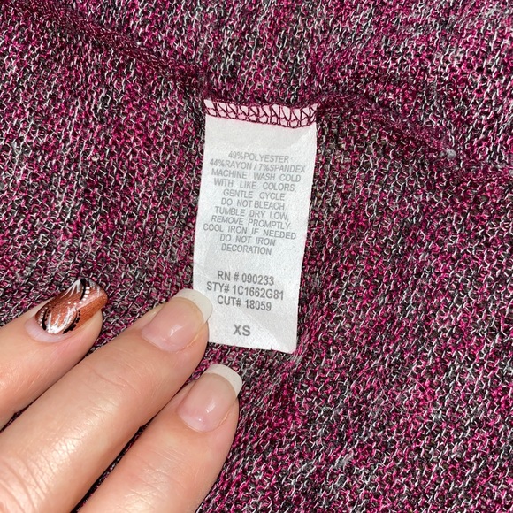 Open Front Sweater with Pockets - Picture 6 of 7